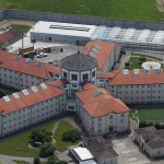 In EU-Ländern Einwanderer, Flüchtlinge, Asylsuchende und Gefangener / Ausländer Werden Viermal Häufiger Inhaftiert